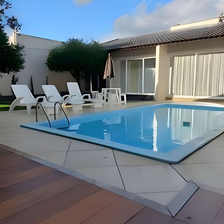 Sobrado Com 5 Suite 1 Quarto Piscina Churraqueira Ar Ate 20 Hospede 伊瓜苏 外观 照片