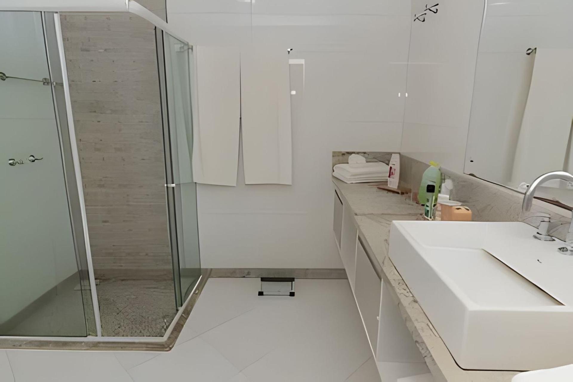 Sobrado Com 5 Suite 1 Quarto Piscina Churraqueira Ar Ate 20 Hospede 伊瓜苏 外观 照片