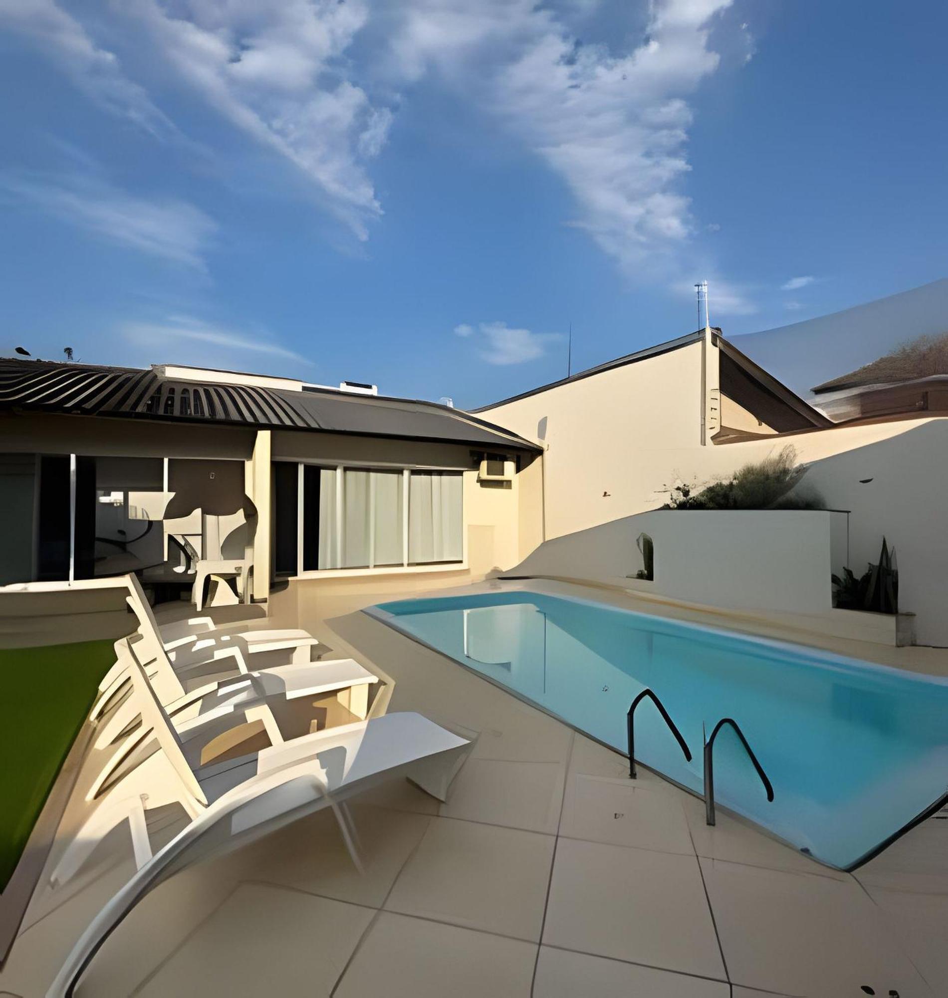 Sobrado Com 5 Suite 1 Quarto Piscina Churraqueira Ar Ate 20 Hospede 伊瓜苏 外观 照片