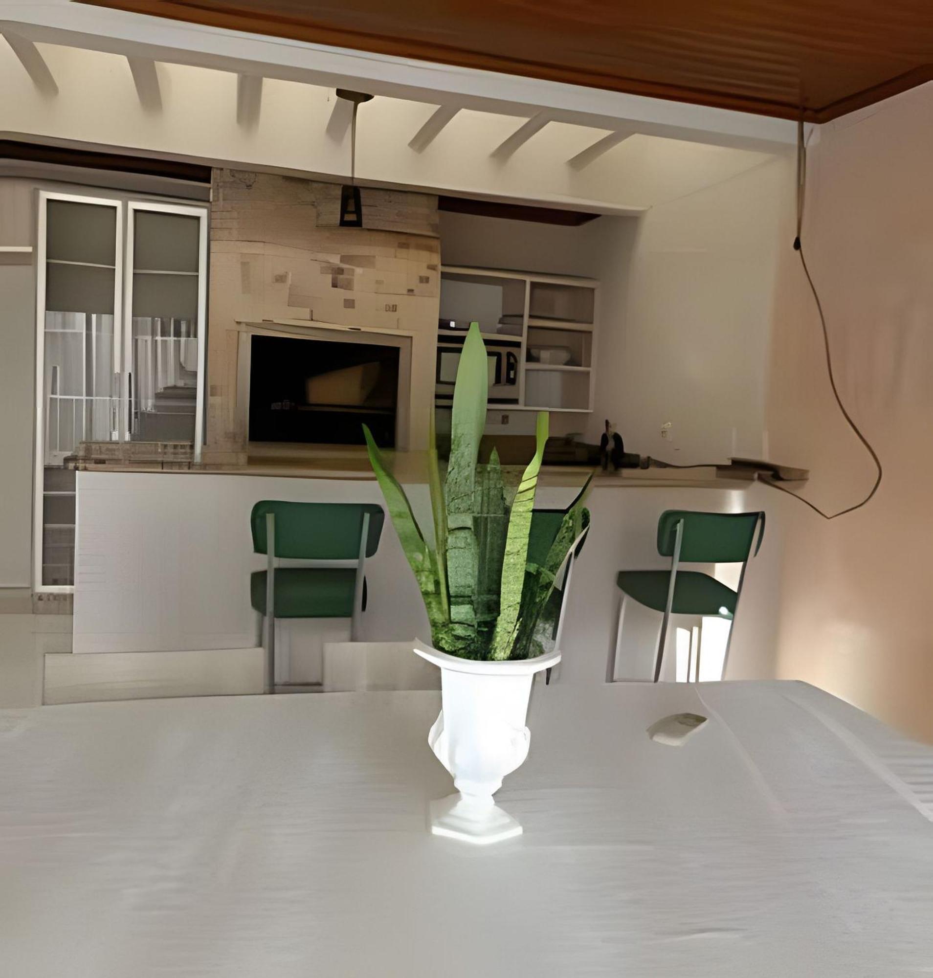 Sobrado Com 5 Suite 1 Quarto Piscina Churraqueira Ar Ate 20 Hospede 伊瓜苏 外观 照片